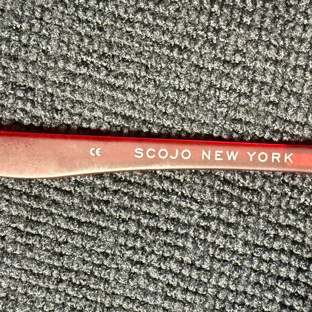 Scojo New York Gels Manhattan Reading Glasses 1.25 MATTE RED - Picture 6 of 9